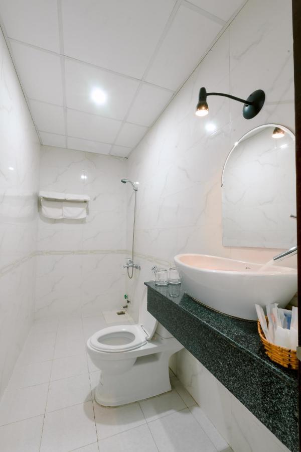 Lotus Rock Hotel Дананг Екстериор снимка